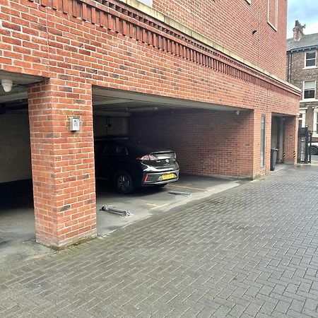 The Old Fire Station Luxury Apartment ヨーク エクステリア 写真