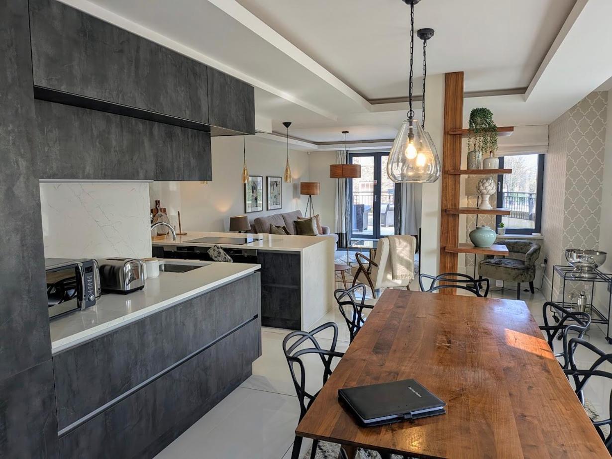 The Old Fire Station Luxury Apartment ヨーク エクステリア 写真